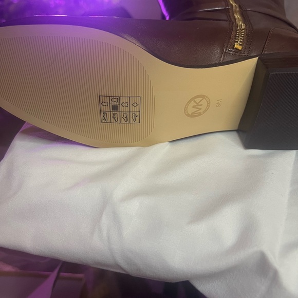 🔥Michael Kors Women's Brown Riding Boots Wide Calf🔥 - Picture 6 of 10